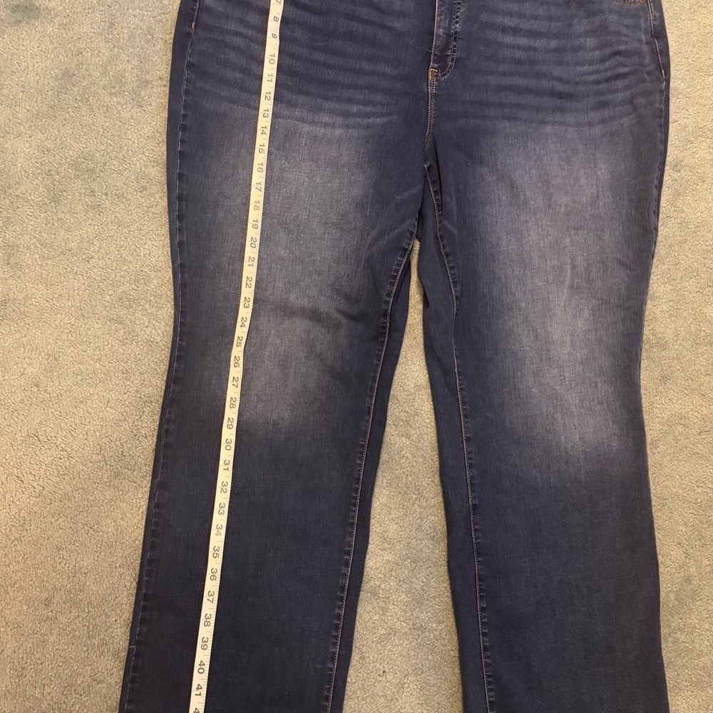 TALBOTS Women’s BARELY BOOT JEANS - EMMA
WASH 24W NWT - Picture 6 of 14
